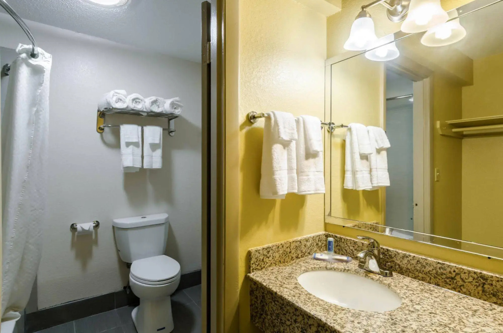 Rodeway Inn