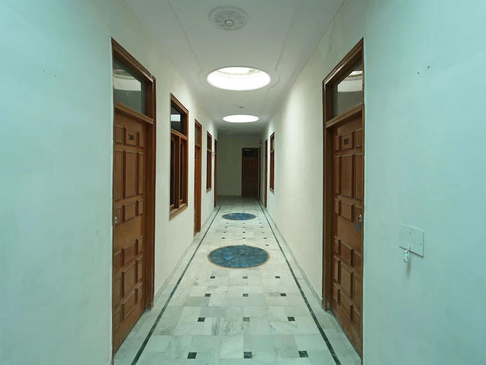 Hotel Maharana Palace