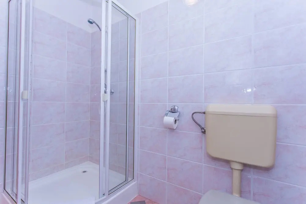 Apartments and Rooms Slavica