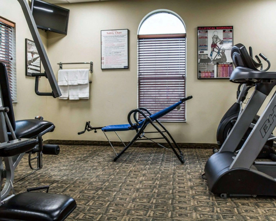 Quality Inn Tampa Airport - Cruise Port