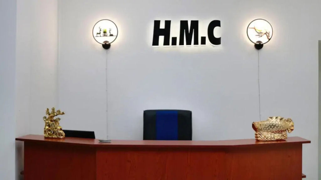 H M C Leisure Villa Devinuwara