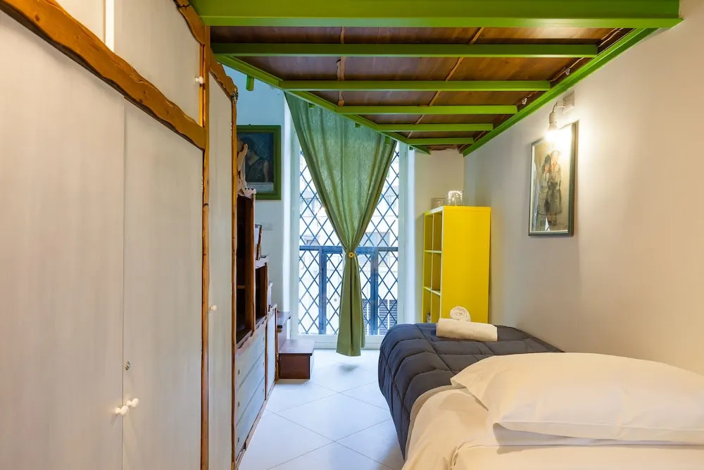 Apartment - Corso V. Emanuele IV BH 84