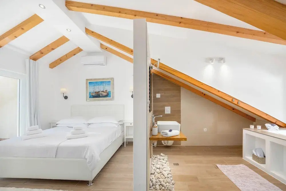 Villa OLIVE TREE village Pisak heated pool and close to the beach