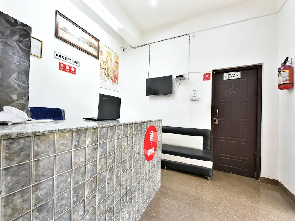 OYO 12662 Hotel Granite Peak