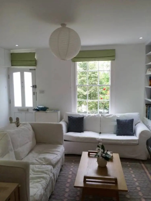 Bright 3 Bedroom Home Near Cowley Road