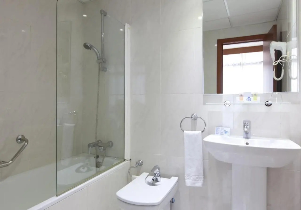 Отель Espahotel Plaza Basílica