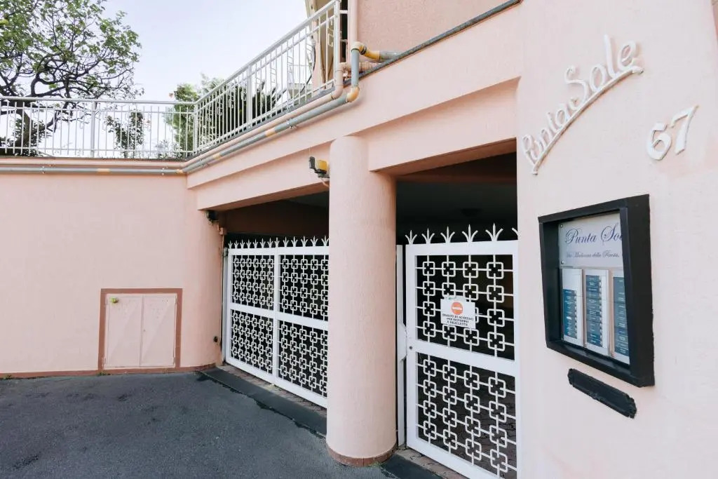 116 - Casa Colorata vista mare, 500m dalla spiaggia - PARCHEGGIO PRIVATO GRATIS INCLUSO