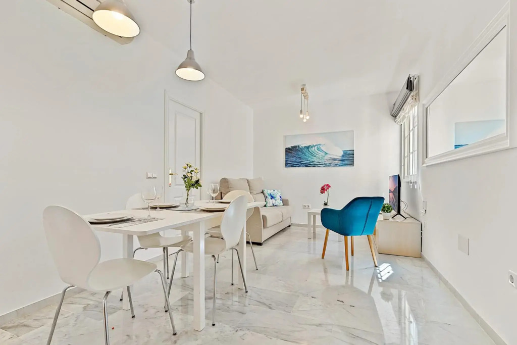Apartamento con patio a 1 minuto de la playa