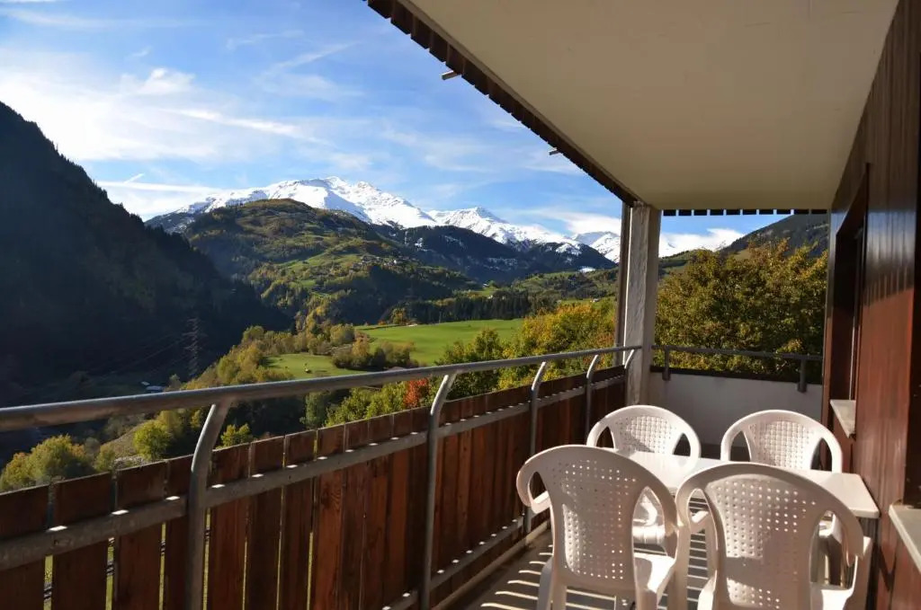 Refugi Blegl - Alpine Apartment in Disentis