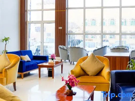 SMAYAH Hotel Suites
