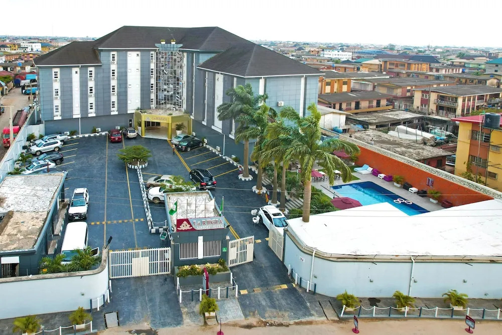 La Regia Airport Hotel