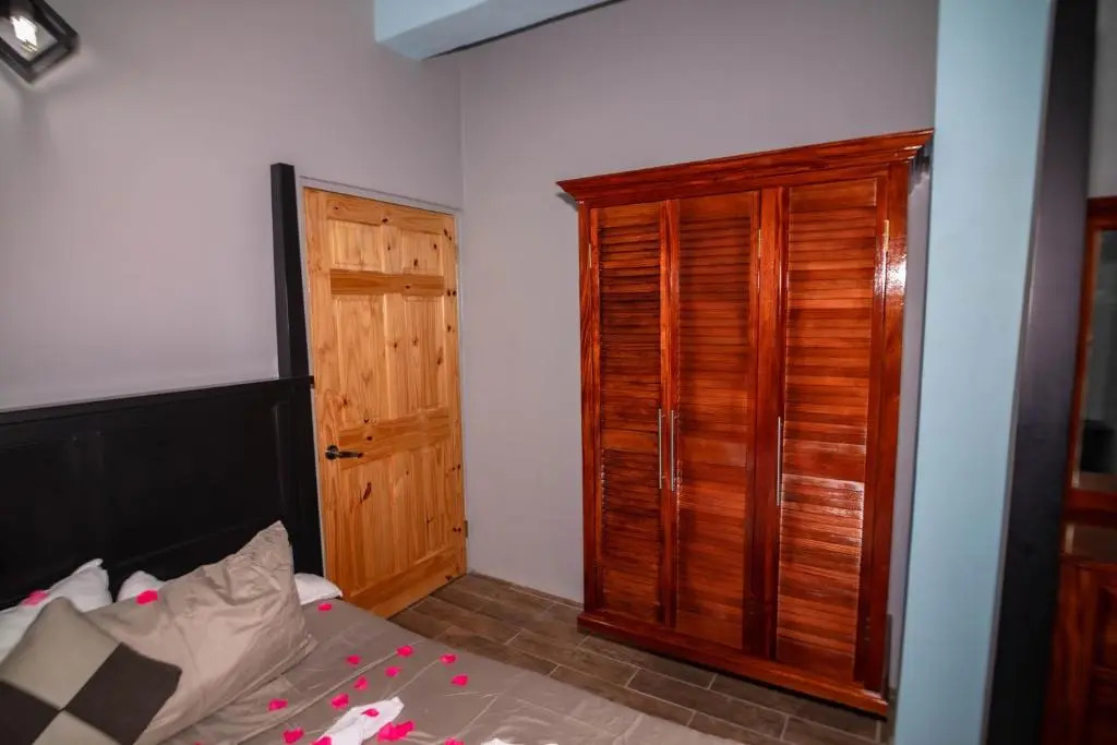 Topaz Apartment Villa - Piton View