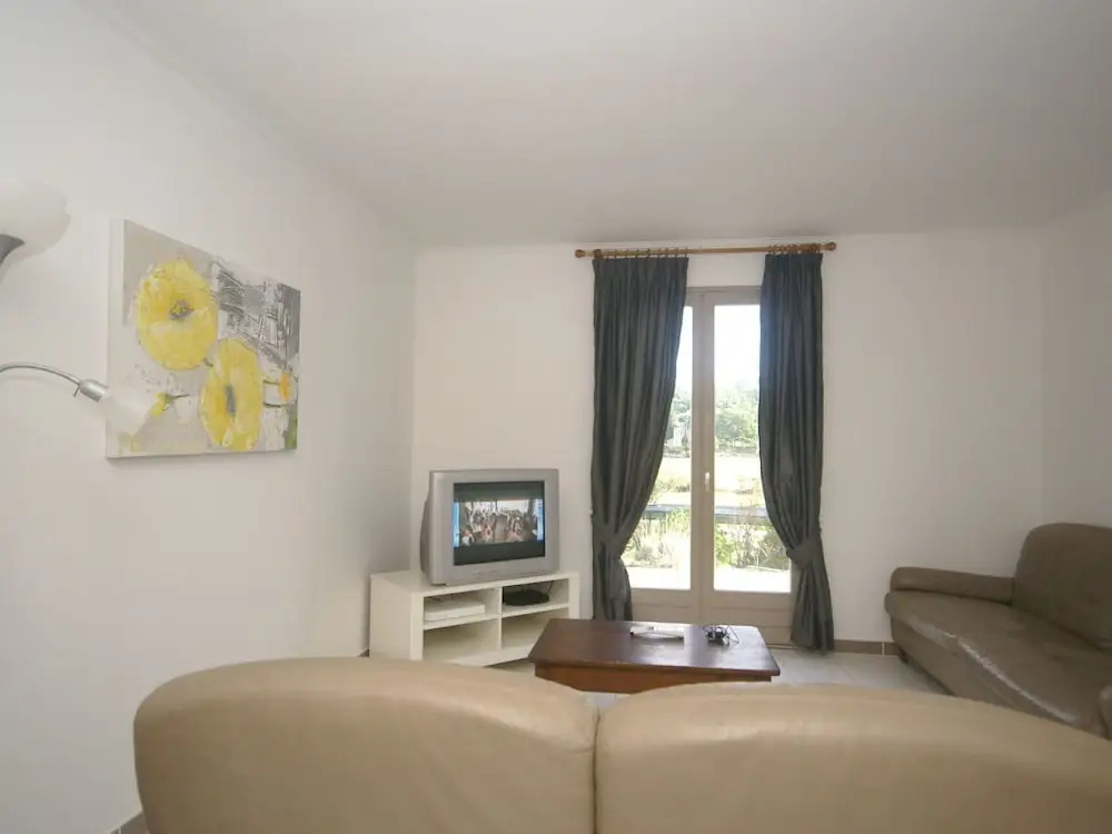 Pretty Holiday Home With Private Pool and Close to the Lovely Village Lorgues