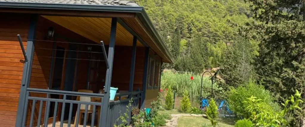 Karaöz Arsen Bungalov