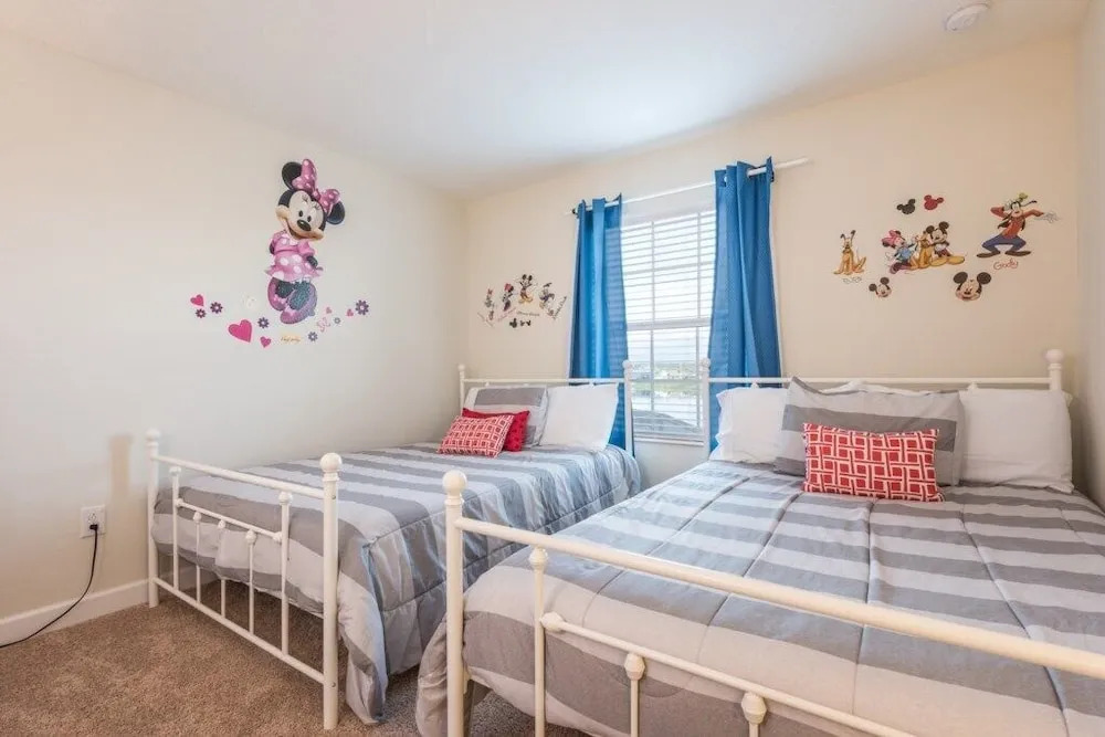 Lake View 4 Bed At Storey Lake Private Pool! 4 Bedroom Townhouse