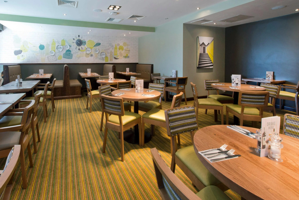 Premier Inn Bournemouth East Cliff