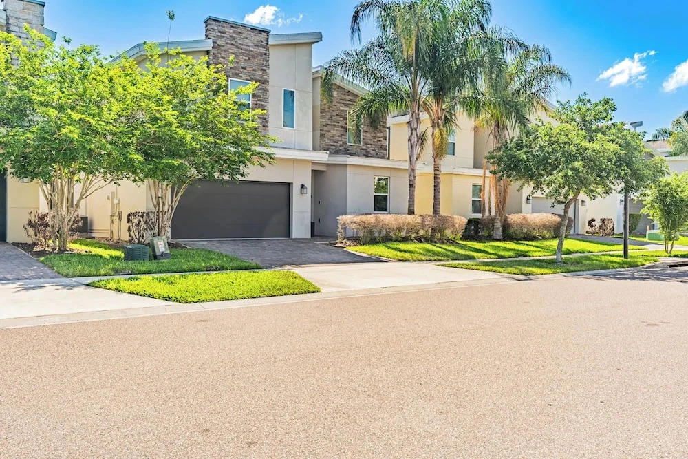 Nine Bedroom Vacation Home ChampionsGate