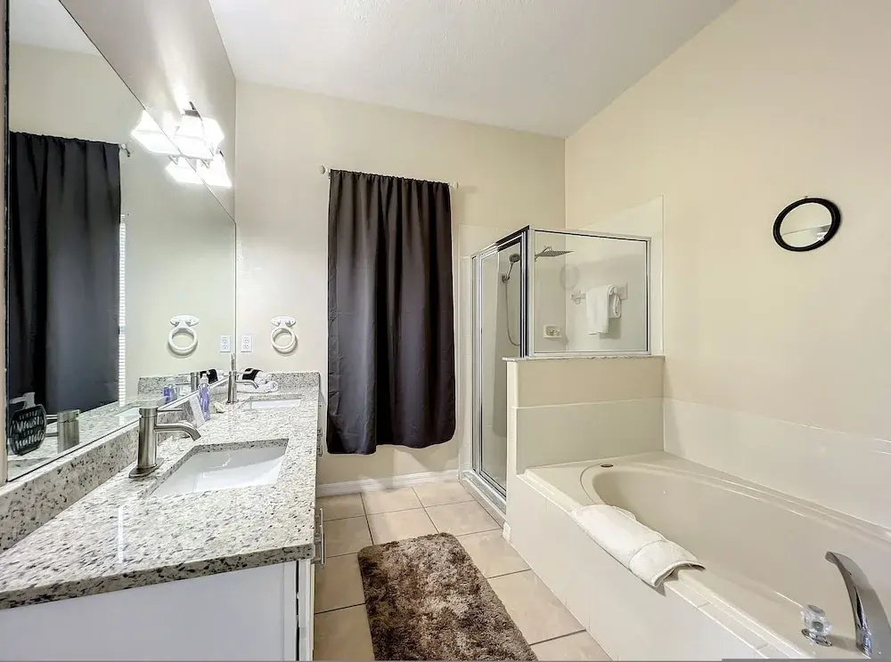 Scuttle Vacation Pool Home W Spa