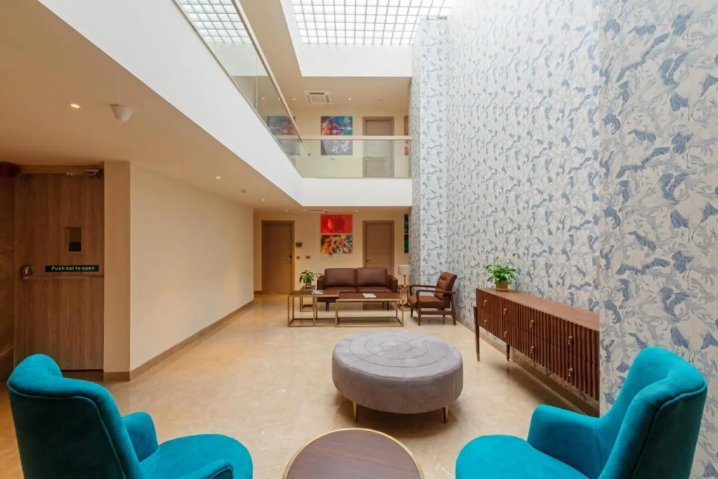 Hotel Saket 27