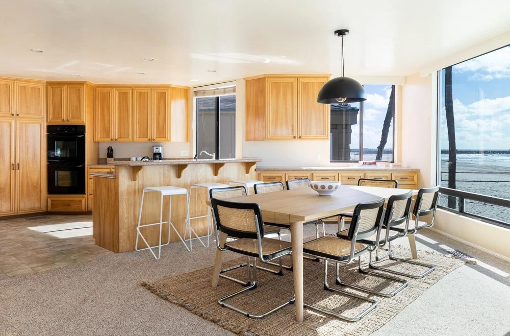 Belmont by AvantStay | Mission Beach Home w/ Ocean Views - Steps from Sea World
