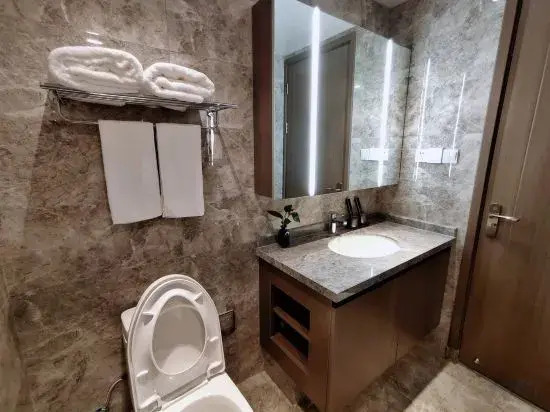Quanxin Apartment (Taizhou Yulan Plaza)