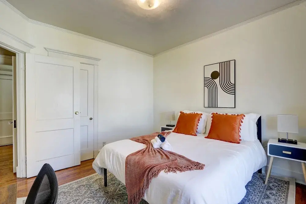 ROVE LIVING/KB - Prospect