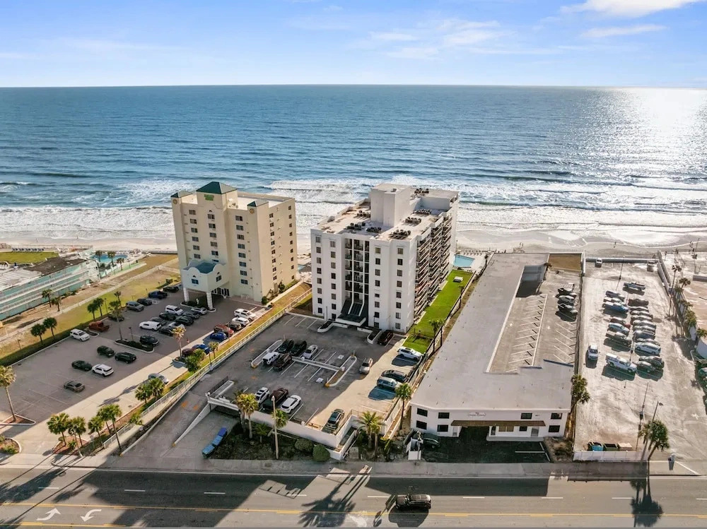 Ocean View 2BR Condo Daytona Shores FL Sleeps 4