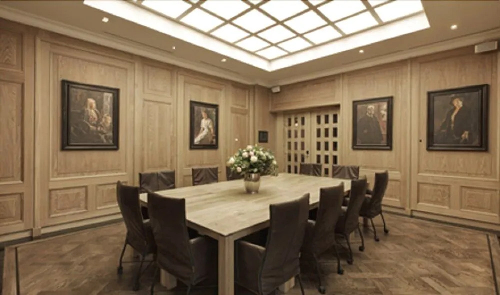 Hotel Dux
