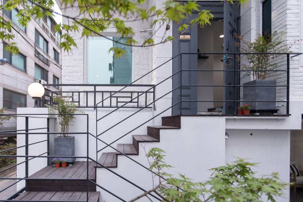 Mono House Hongdae 2
