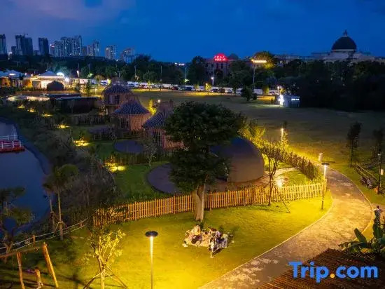 Sanqian Yinhe International Camping Hotel