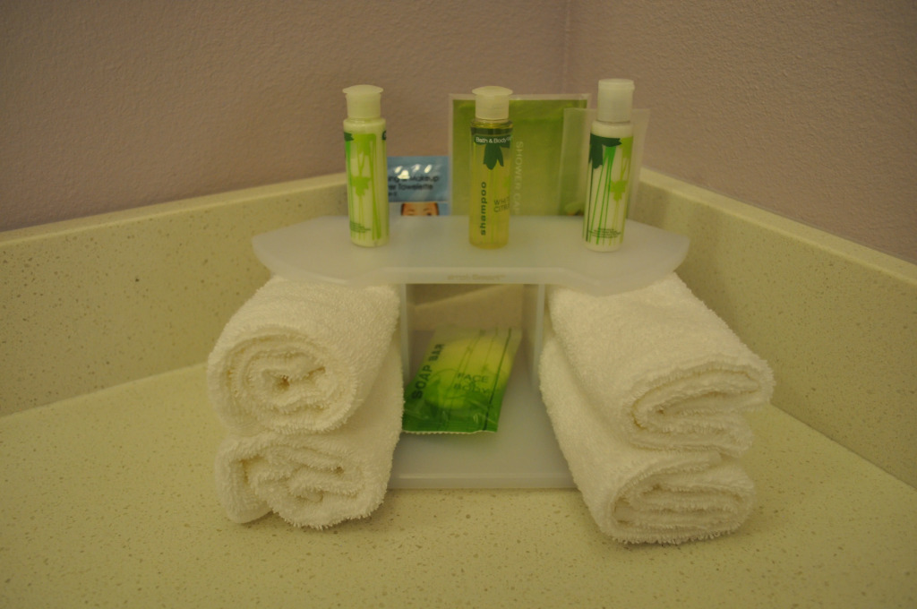 Holiday Inn Express & Suites Price by IHG