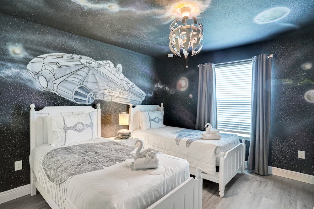 Relax & Play Resort Villa | Magical 6-Bedroom Retreat Near Disney