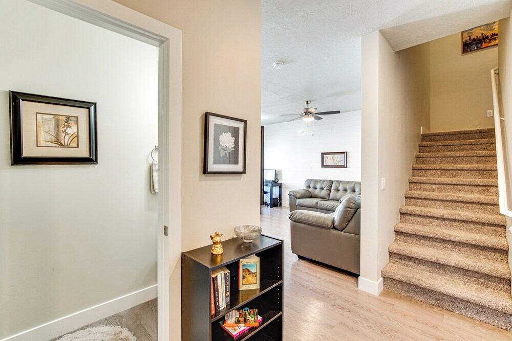 25 Mi to Cedar Breaks: Unit w/ Furnished Patio!