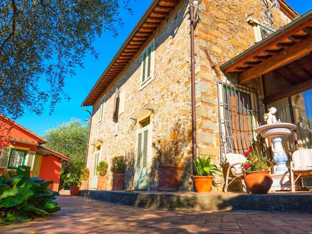 Nice Farmhouse in Montecatini Terme with Sauna & Hot Tub