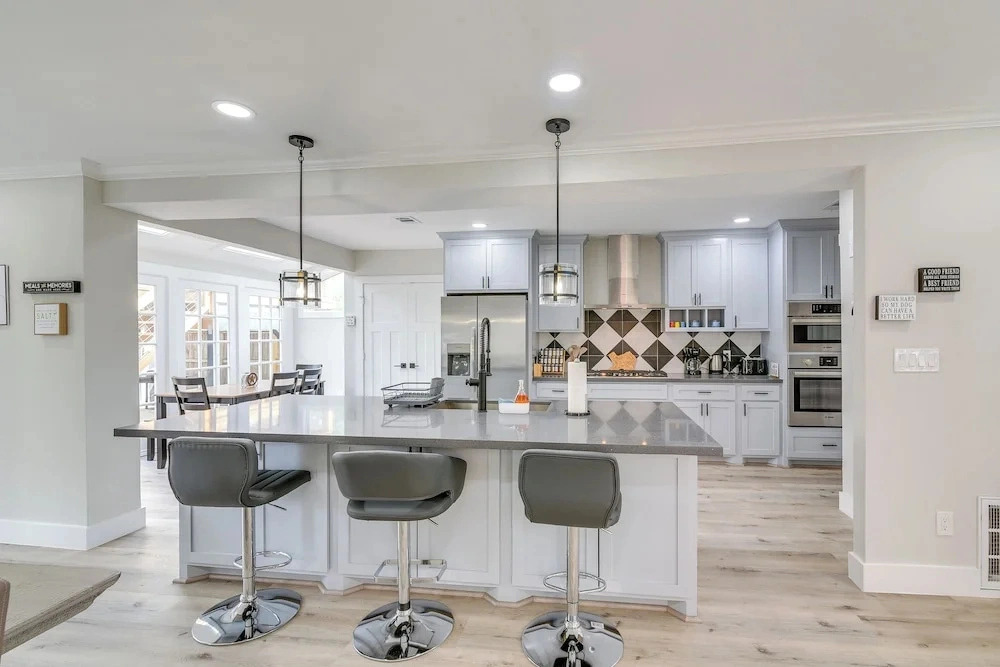 2-unit Houston Getaway Near NRG & Hermann Park