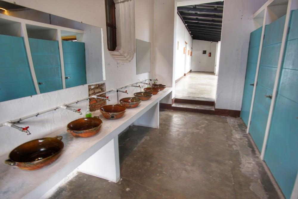 Lemon Tree Hostel