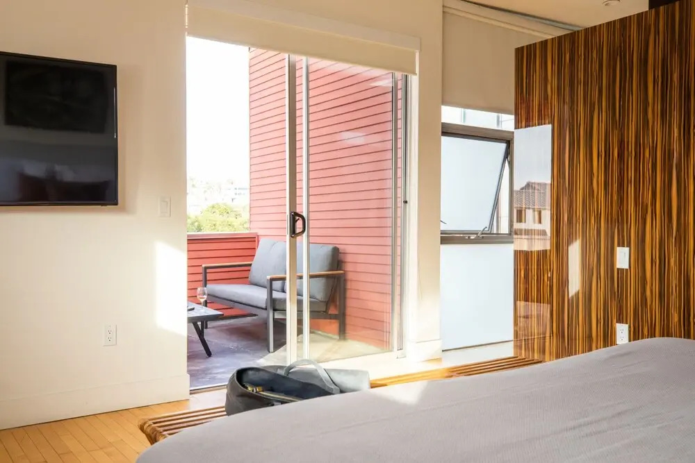Mila by AvantStay 4 Story Penthouse Condo in Little Italy w Rooftop Views