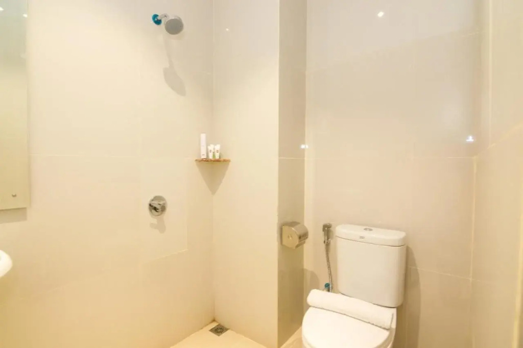 Blitz Hotel Batam Centre