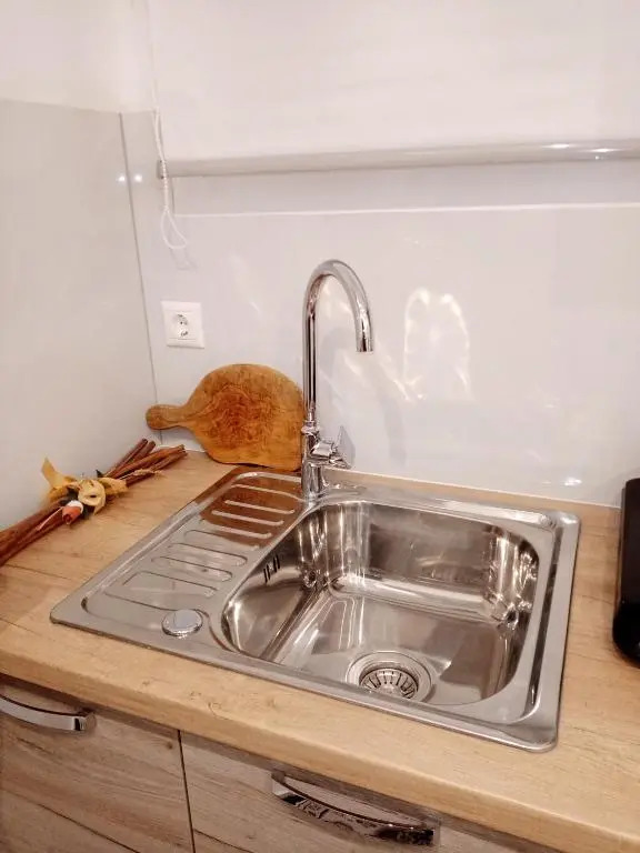 Kikis Apartments