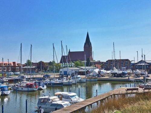 Neu renoviertes schwimmendes Ferienhaus Fischland in Barth