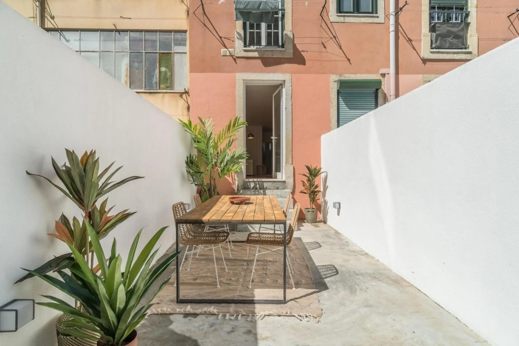Casa Boma Lisboa - Elegant Apartment with Private Terrace - Ajuda II