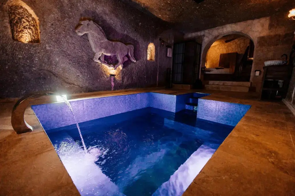 Vanessa Cave Hotel