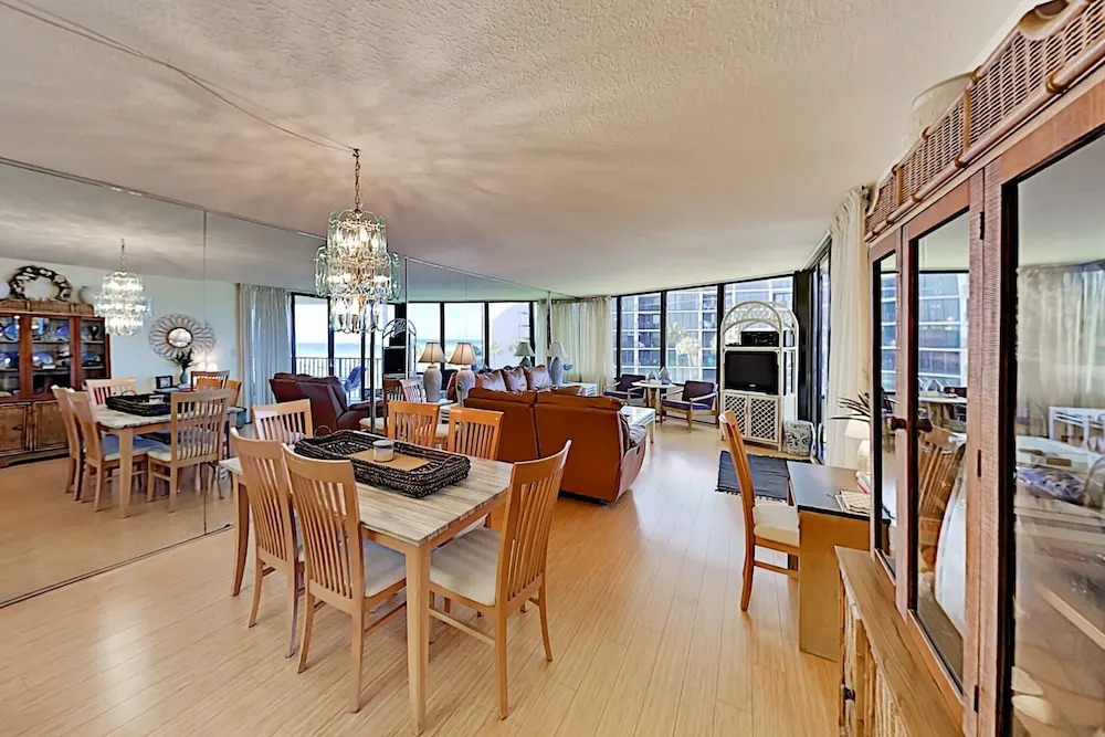 Modernized Oceanfront Beach 2 Bedroom Condo