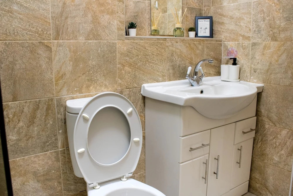 Charming 2-bed Fully Furnished Apartment in London