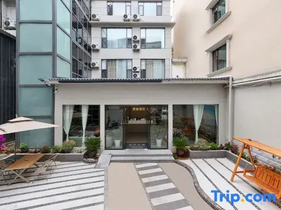 Aishan Hotel