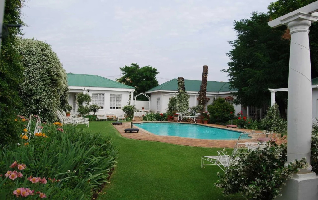 A Tapestry Garden Guest House