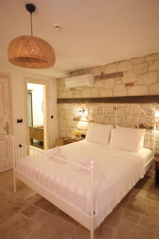 Alaçatı Taş Otel