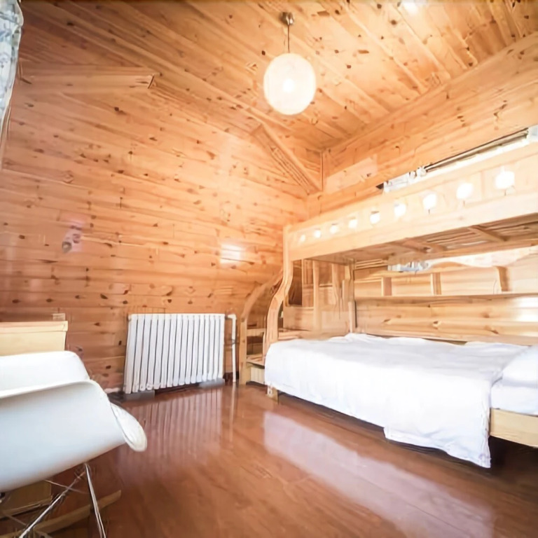 Biluota Sea-view Theme Hotel