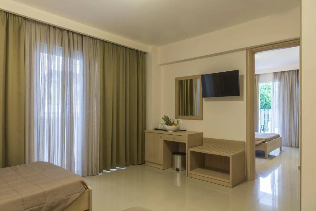 AGRELLI Hotel & Suites