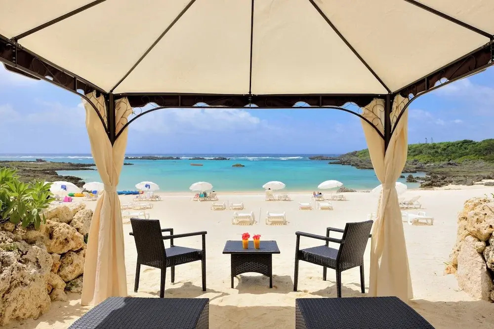 Hotel Shigira Mirage Beach Front